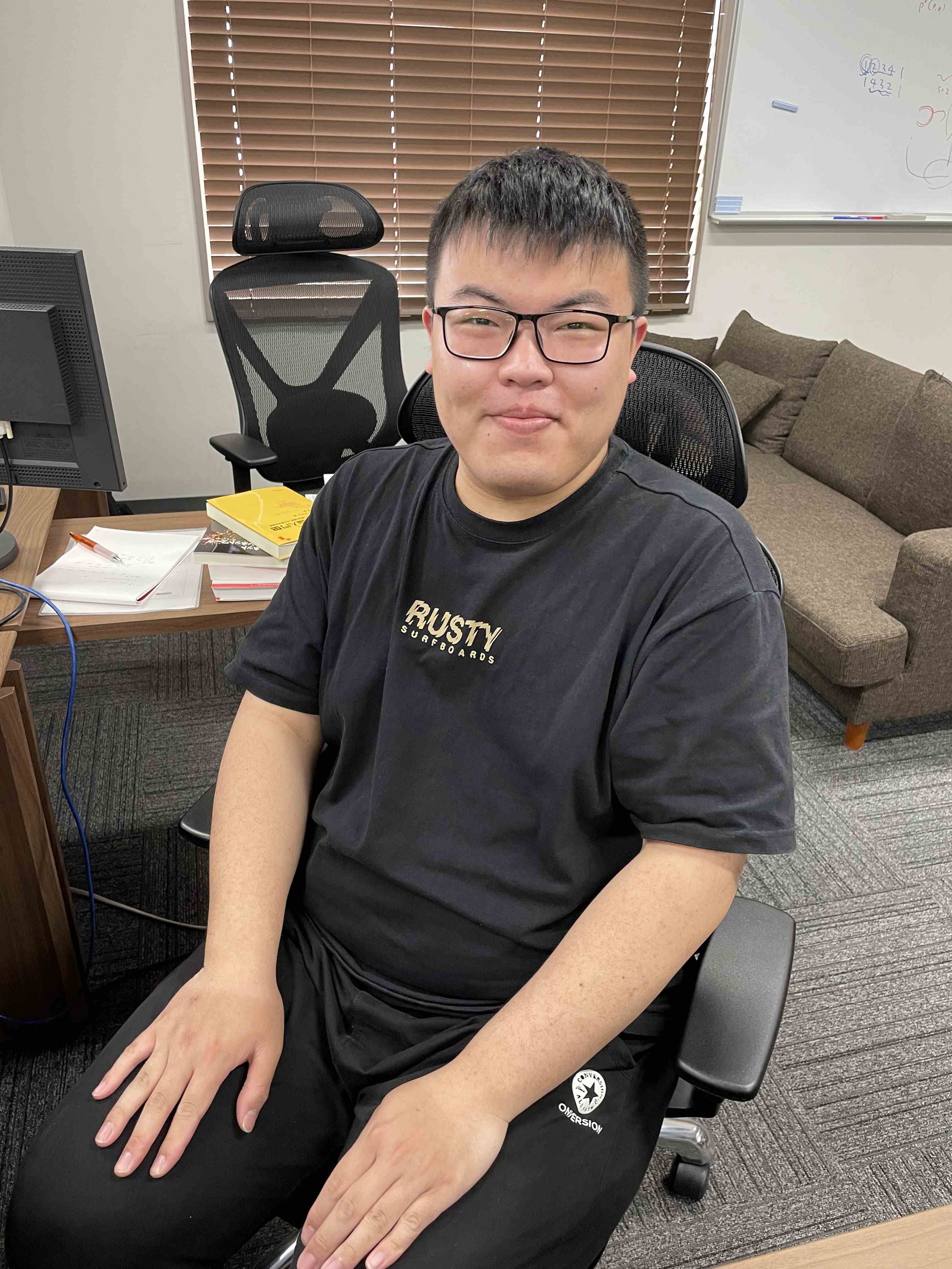 羅 凱群(ラ ガイグン)